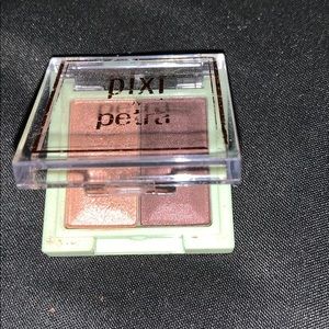 Eye shadow